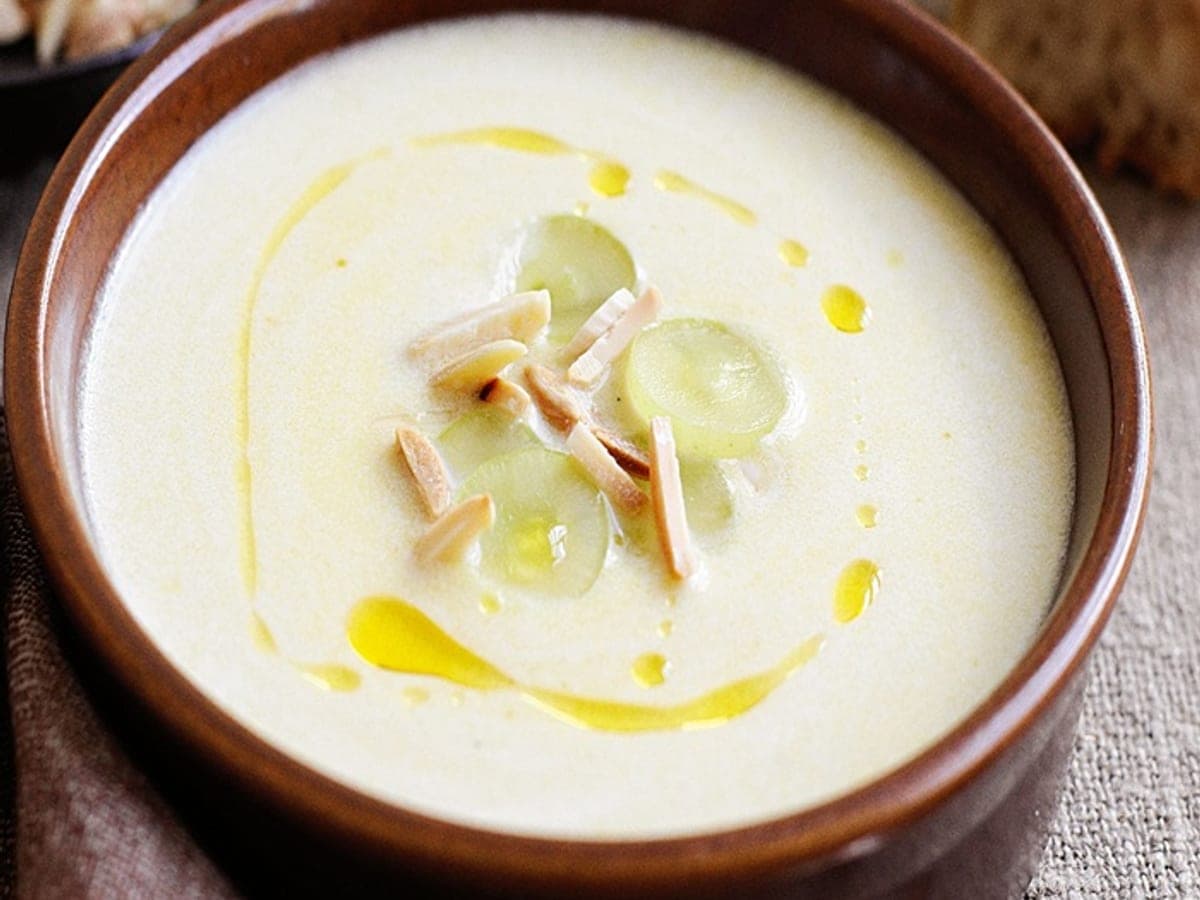 Ajo blanco — Spanish recipe