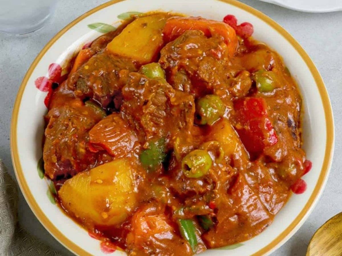 Beef Caldereta — Filipino recipe
