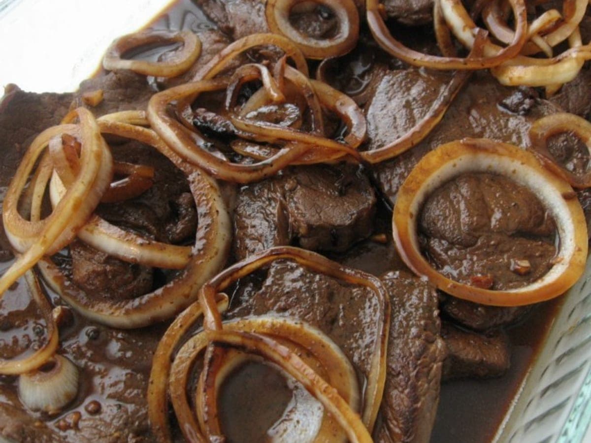 Bistek — Filipino recipe