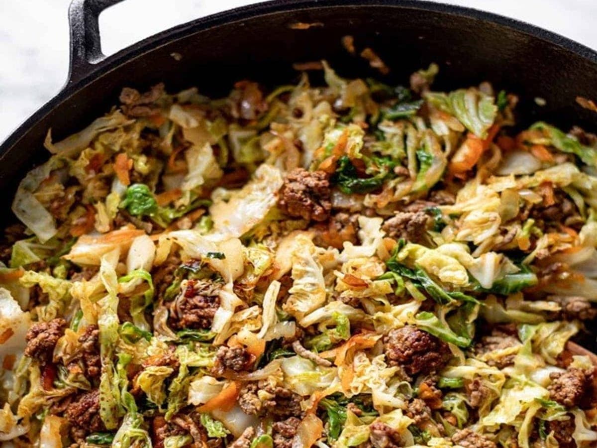 Cabbage with Ground Beef — International recipe