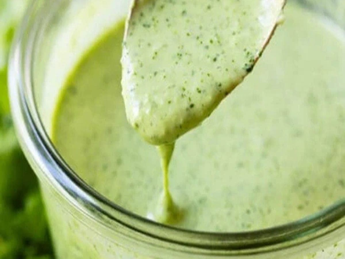 Creamy Aji green sauce — International recipe