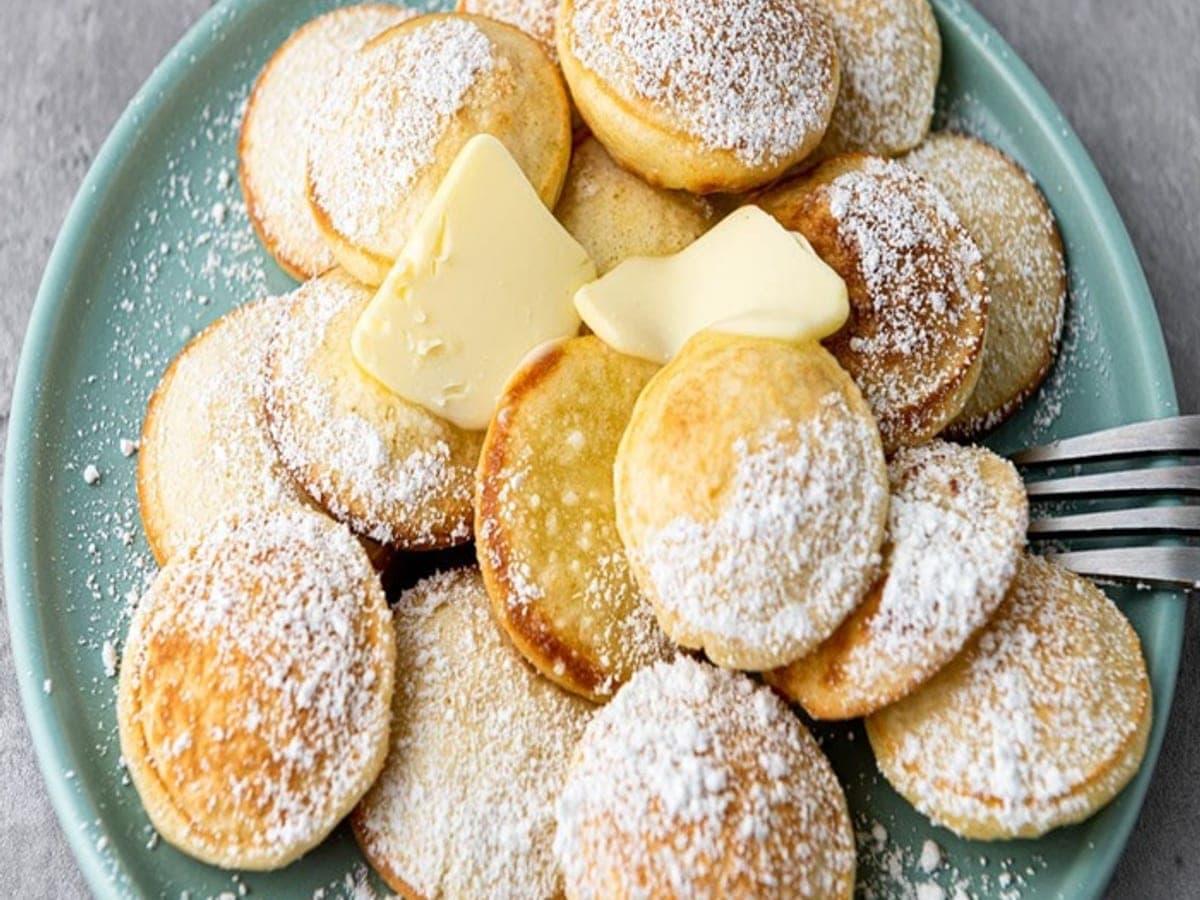 Dutch poffertjes (mini pancakes) — Netherlands recipe