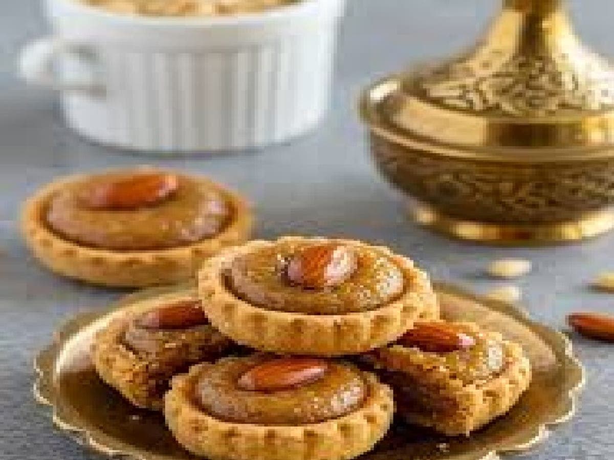Dziriat (Algerian Almond Tarts) — Algerian recipe