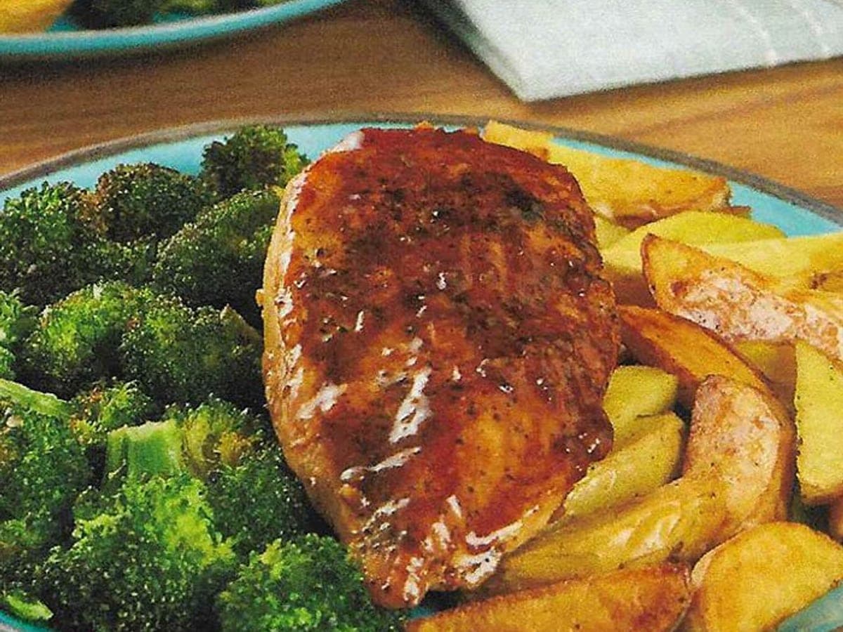 Honey Balsamic Chicken with Crispy Broccoli & Potatoes — United States recipe
