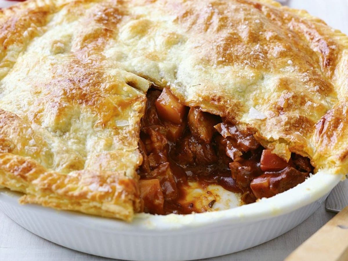Lamb and Potato pie — British recipe