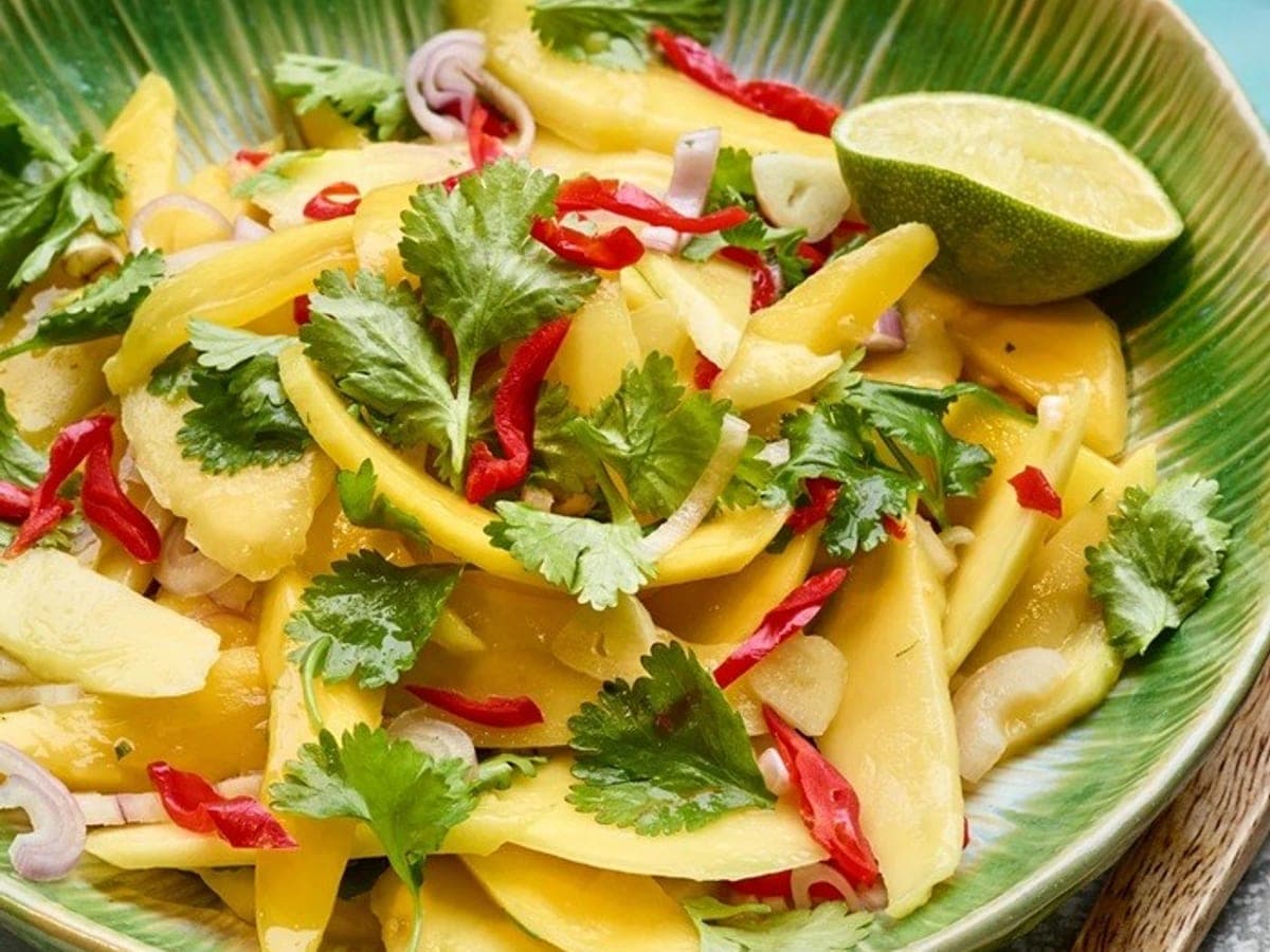 Mango chow — International recipe