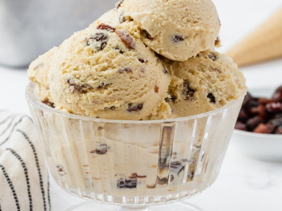 No-Churn Rum Raisin Ice Cream — Jamaican recipe