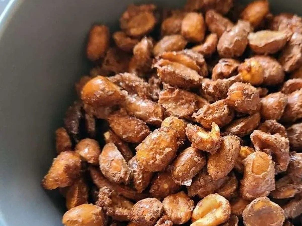 Paracuca (Roasted Peanuts) — International recipe