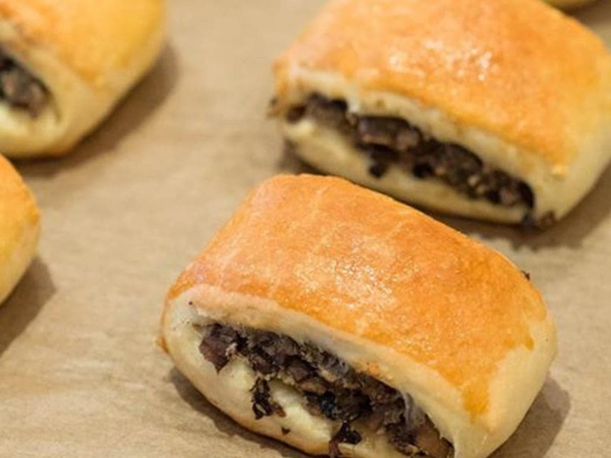 Paszteciki (Polish Pasties) — Polish recipe