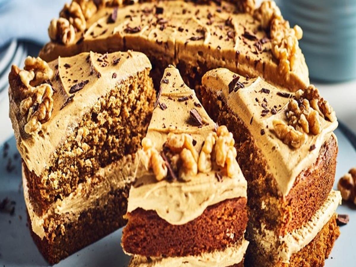 Polish chocolate & walnut cake — Polish recipe