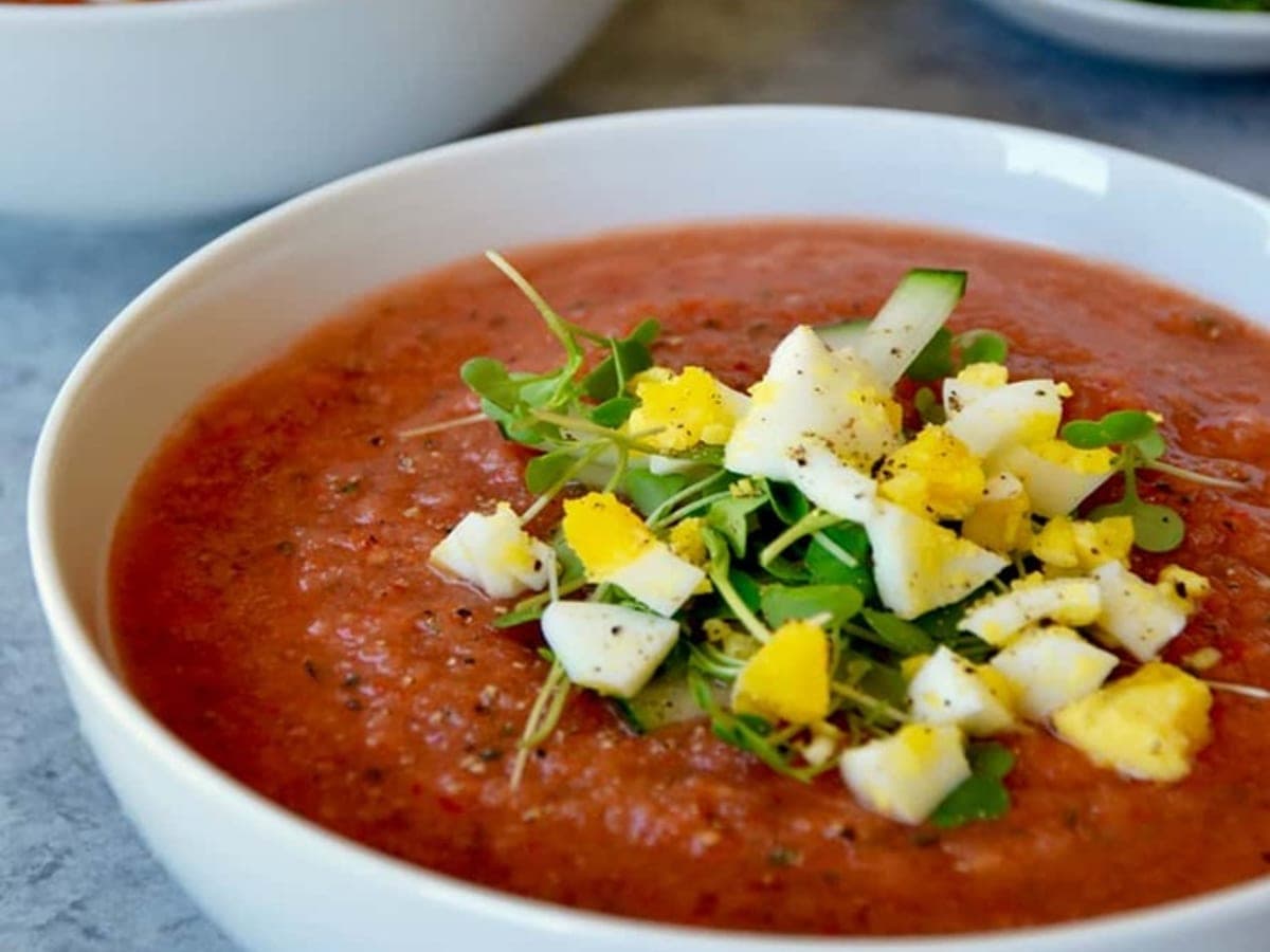 Quick gazpacho — Spanish recipe