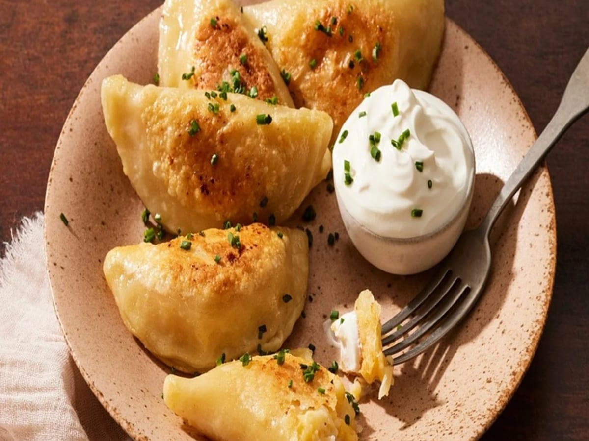 Sauerkraut pierogii — Ukrainian recipe