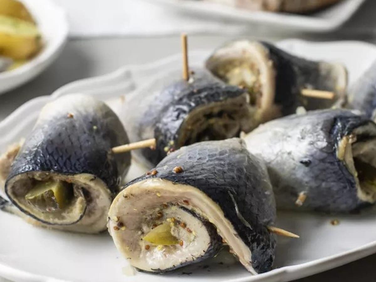 Sledz w Oleju (Polish Herrings) — Polish recipe