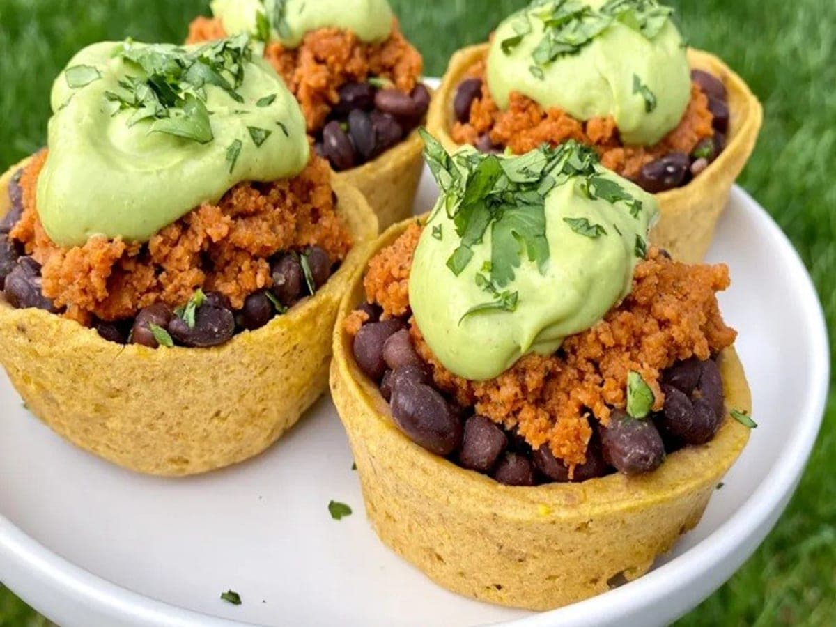 Stuffed plantain cups — International recipe