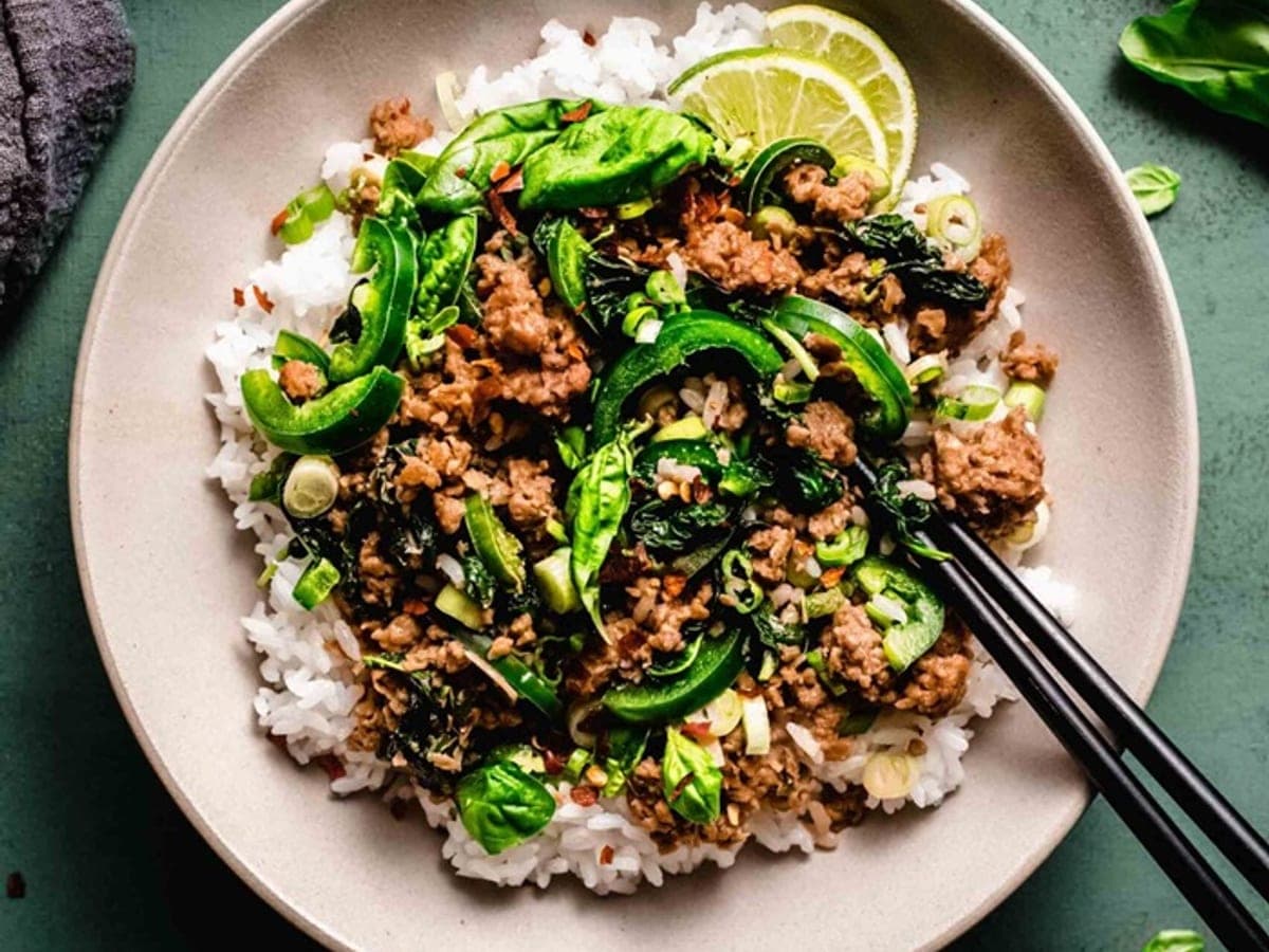 Thai beef stir-fry — Thai recipe