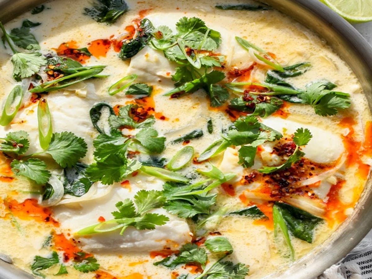 Thai-style fish broth with greens — Thai recipe