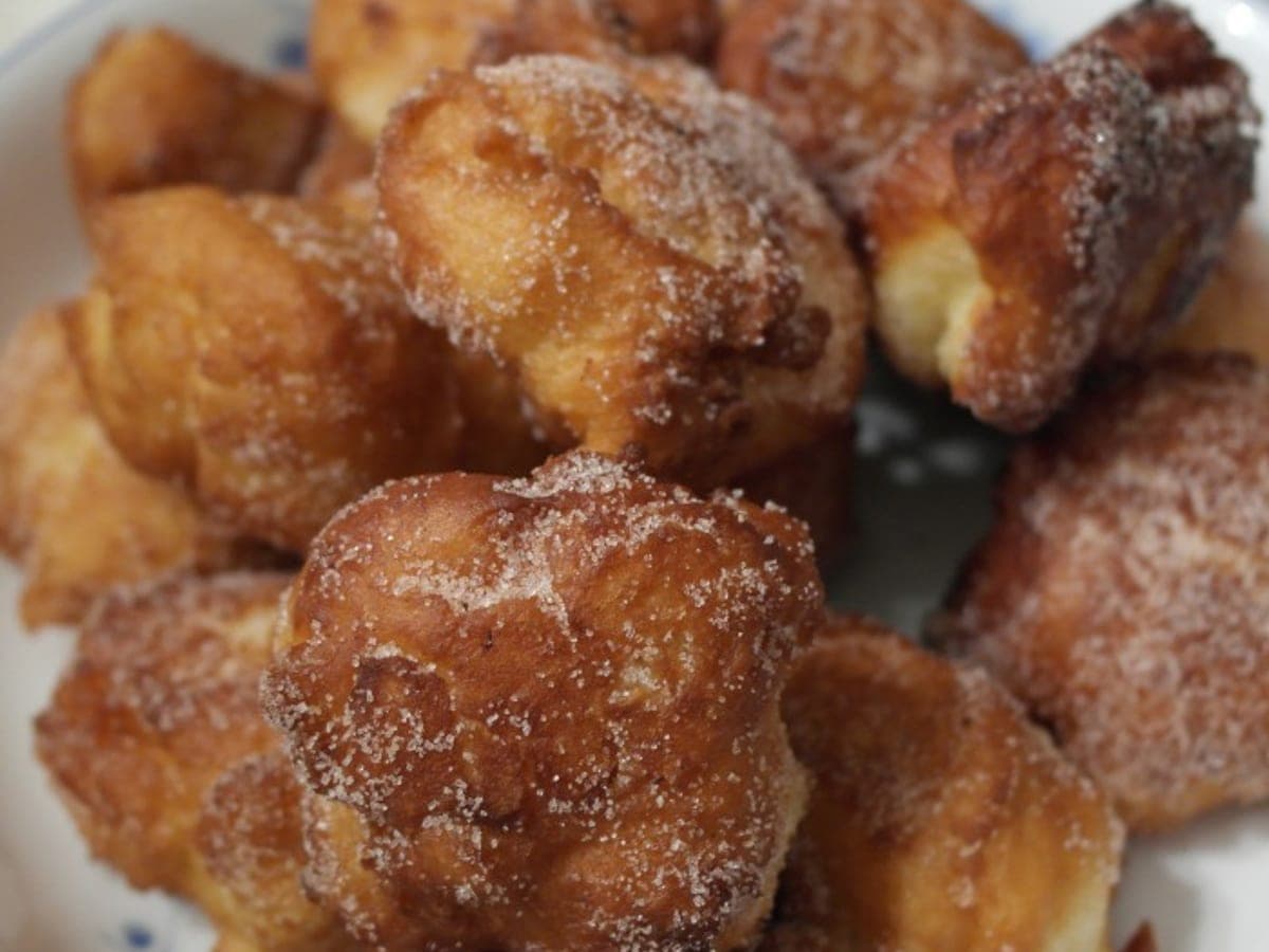 Timbits — Canadian recipe