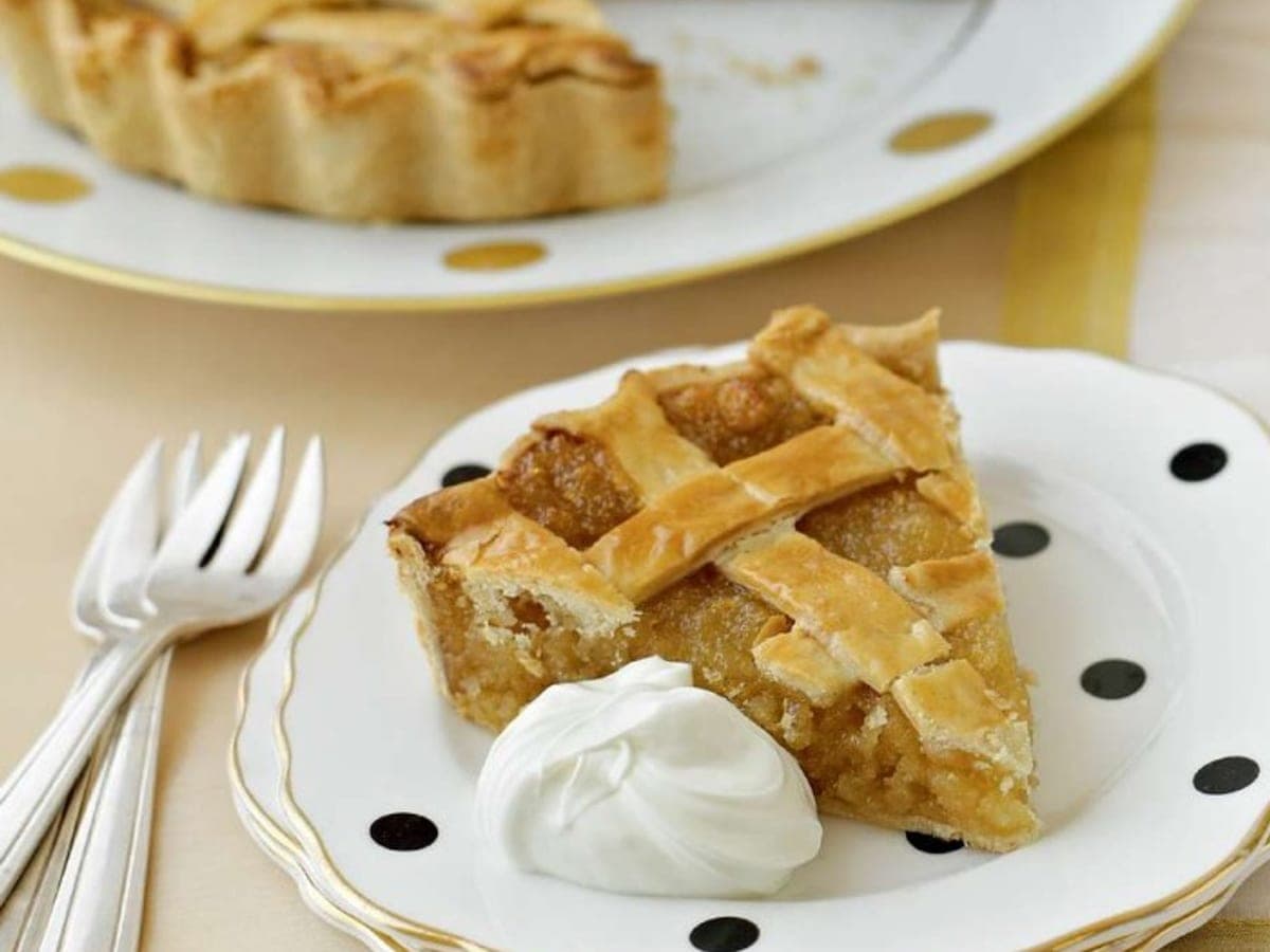Treacle Tart — British recipe