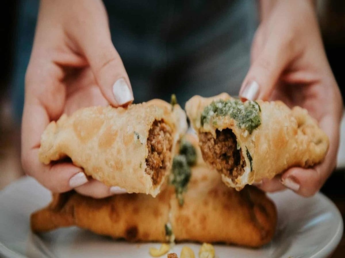 Venezuelan turnovers — Venezuela recipe