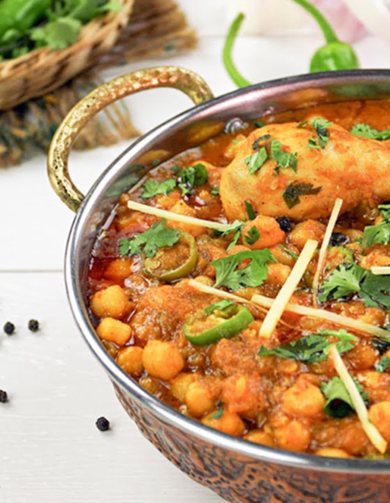 Murgh Cholay (Chicken & Chickpeas)