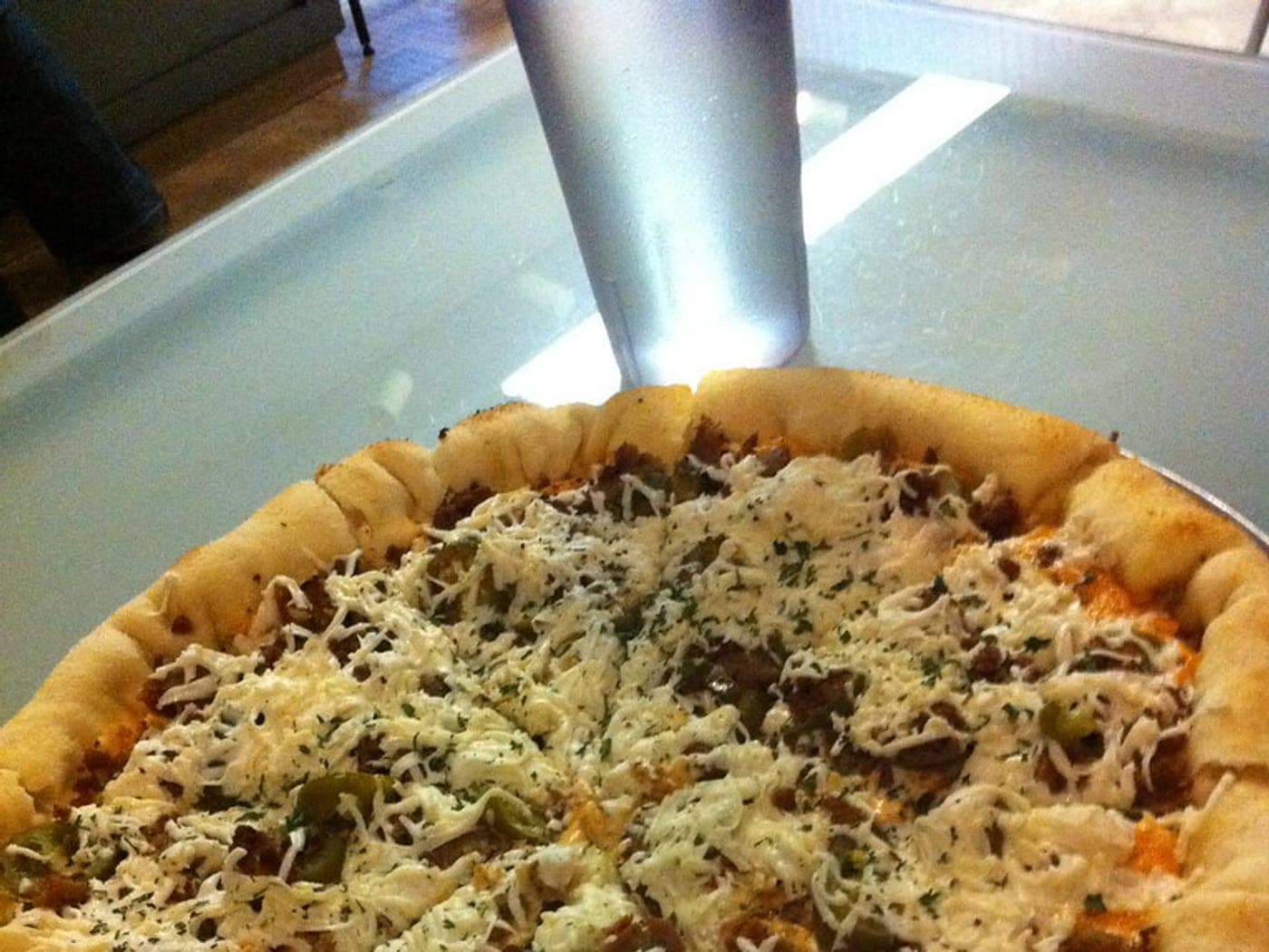 Stuffed-crust pan pizza — Tribal People Try recipe