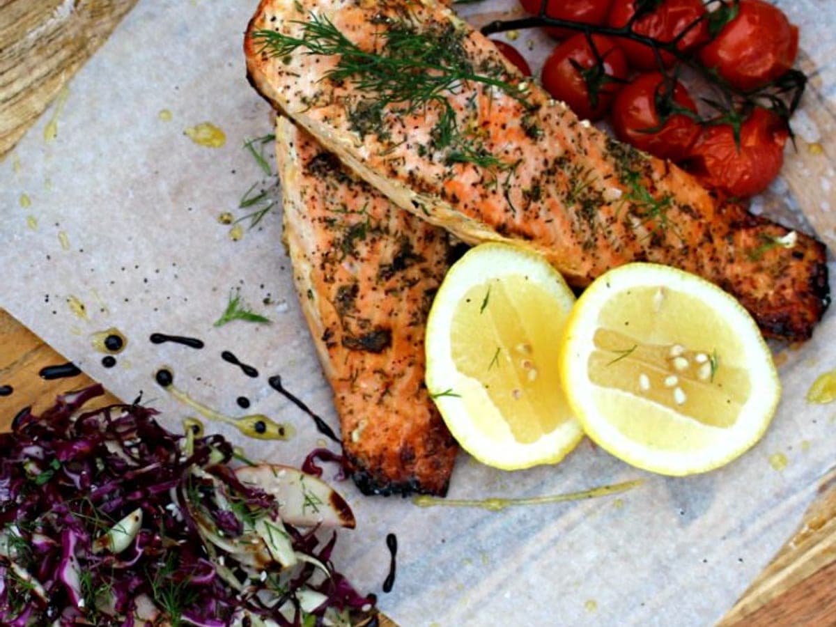 Baked salmon with fennel & tomatoes — British recipe