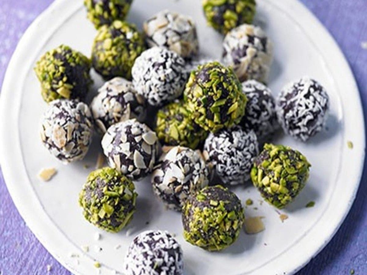 Brazilian chocolate truffles - brigadeiro — International recipe