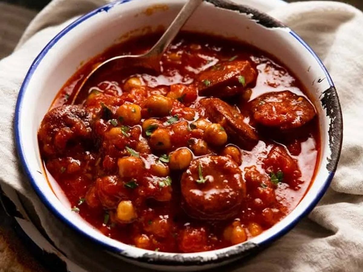Chorizo & chickpea soup — Spanish recipe