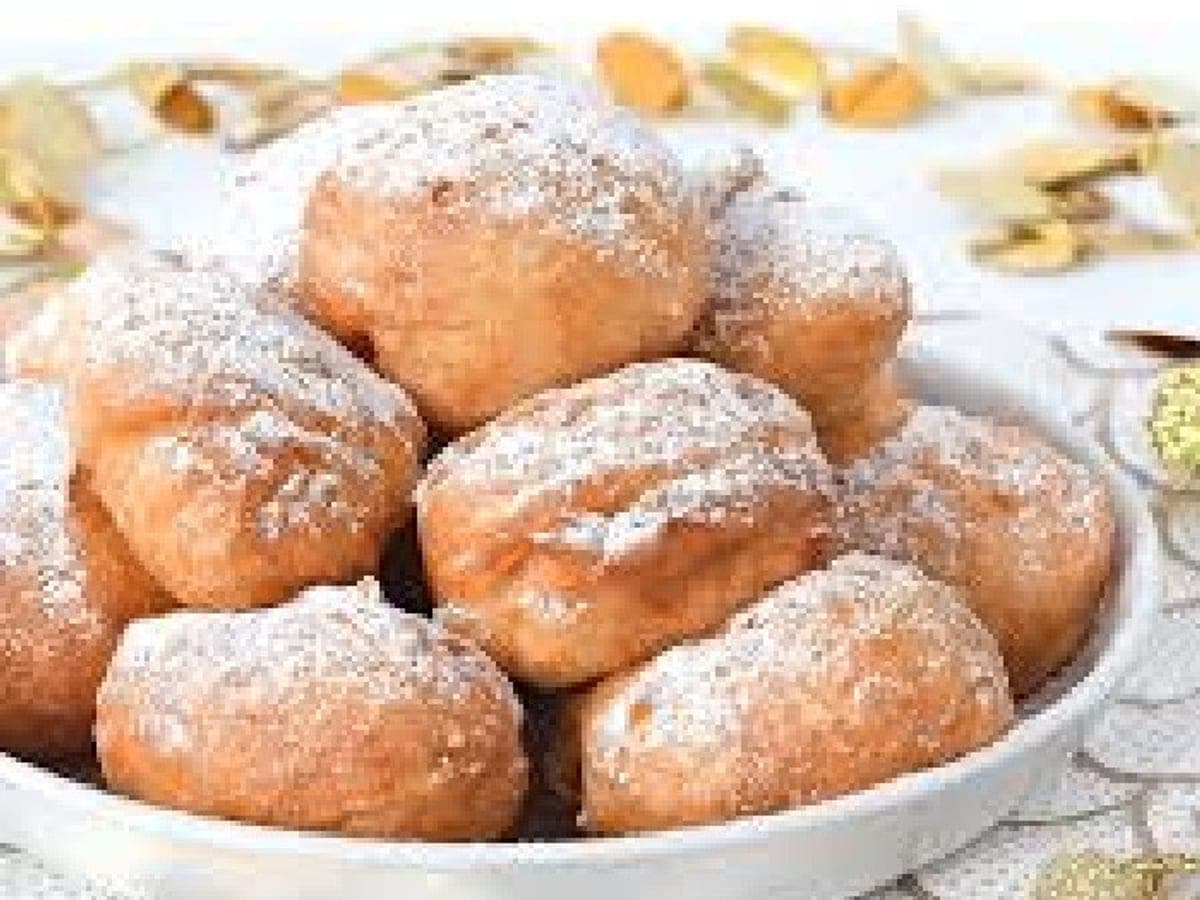 Dutch doughnuts — International recipe