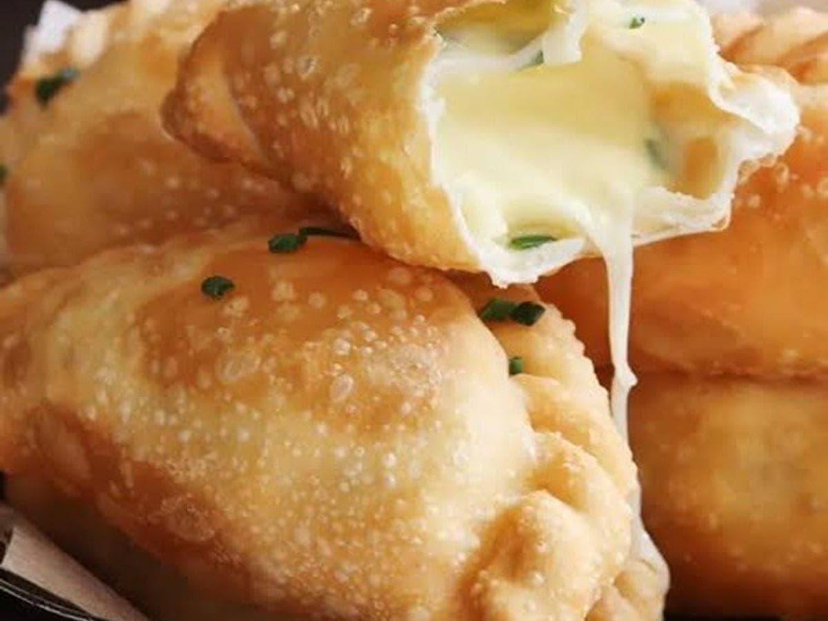 Empanadas Fritas de Queso — International recipe