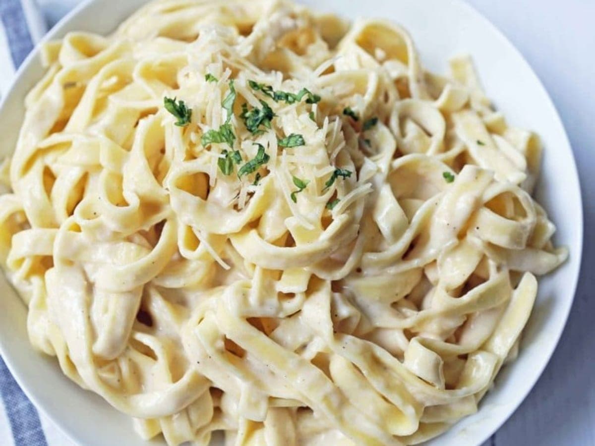 Fettuccine Alfredo — Italian recipe