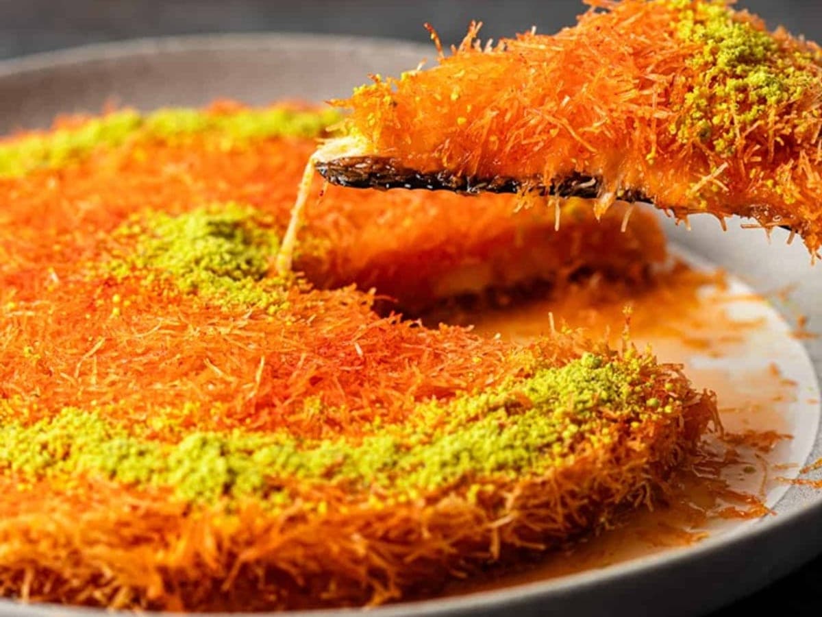 Knafeh — Saudi Arabian recipe